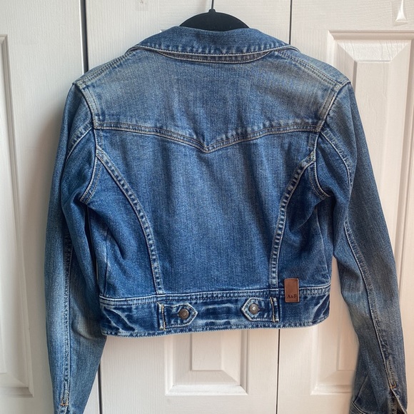 XS Cropped Abercrombie & Fitch Jean Jacket - Picture 3 of 7